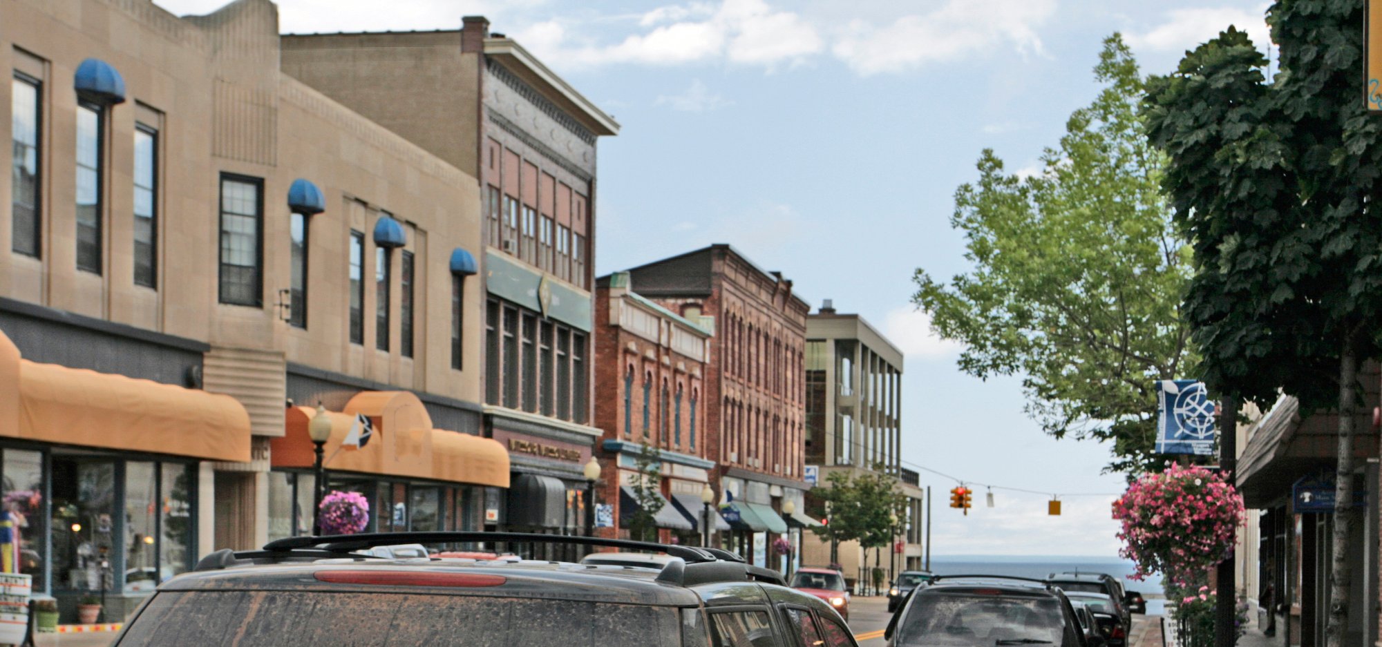 Downtown Marquette shops on Washington Street